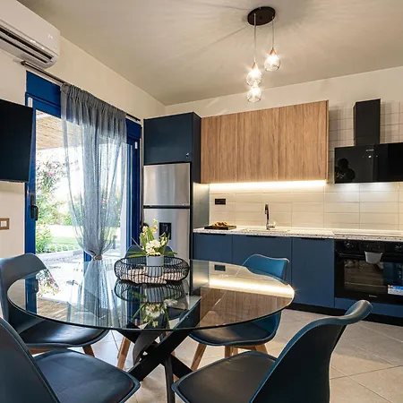 Mariani Ii - In Lothiarika, Newly Renovated June 2024, Private Pool, Lindos 10 Min, 120m Lárdosz