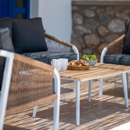 Villa Mariani II - In Lothiarika, Newly Renovated, Private Pool, Lindos 10 Min, Beach 120M Βίλα