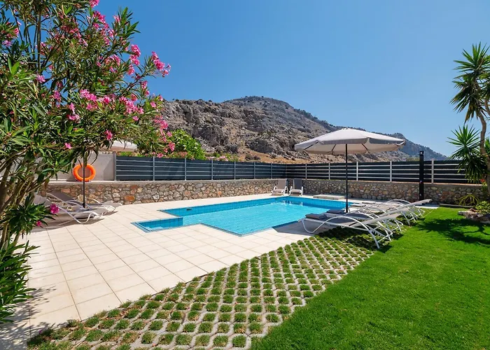 Mariani Ii - In Lothiarika, Newly Renovated June 2024, Private Pool, Lindos 10 Min, 120m *