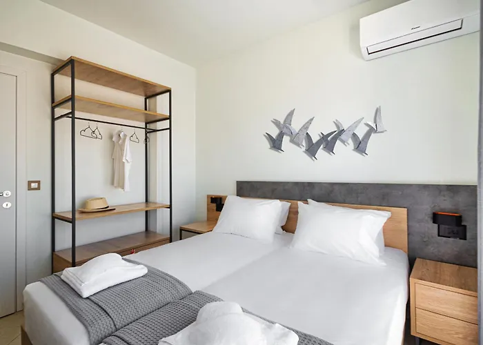 فيلة Mariani Ii - In Lothiarika, Newly Renovated June 2024, Private Pool, Lindos 10 Min, 120m لاردوس