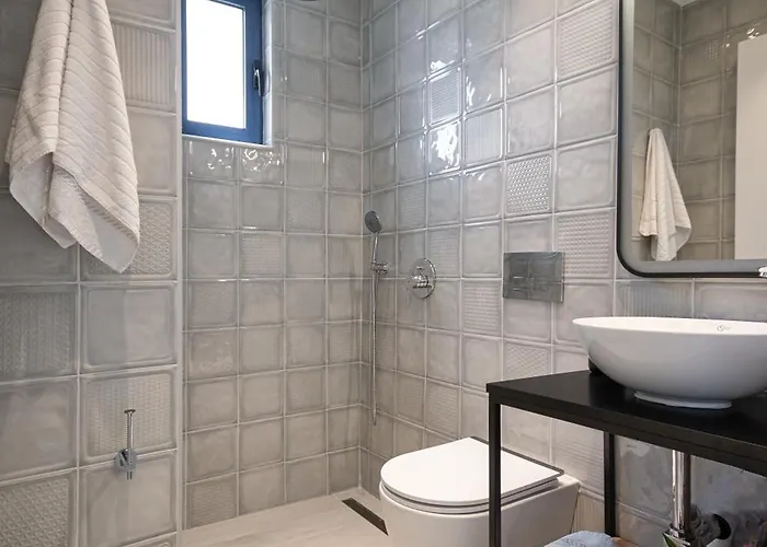 别墅 Mariani Ii - In Lothiarika, Newly Renovated June 2024, Private Pool, Lindos 10 Min, 120m